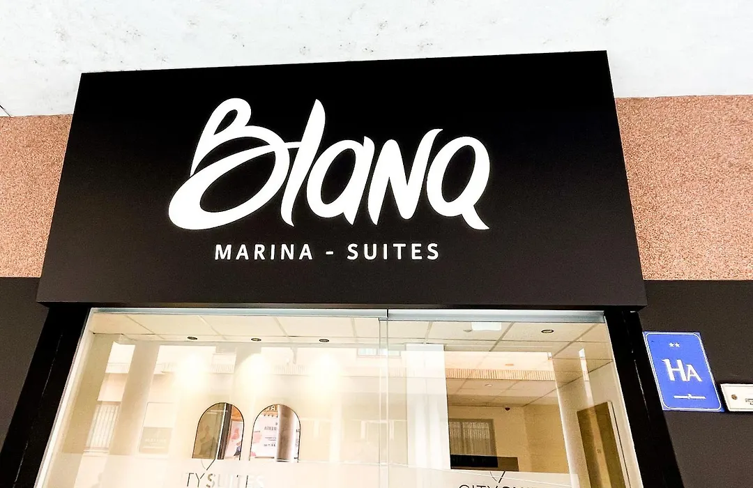 Blanq Marina Suites-1