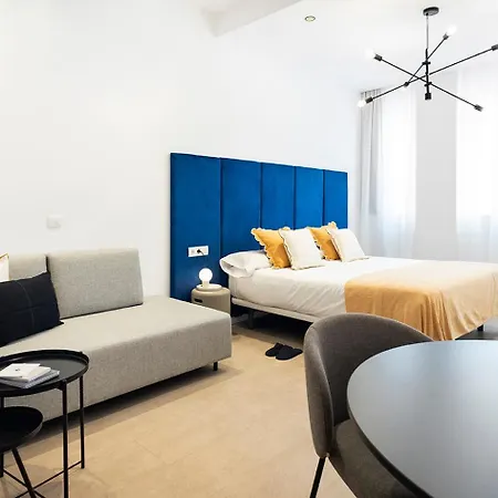 Blanq Marina Suites-3